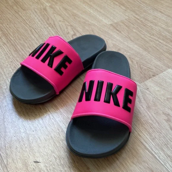 Pink Nike Offcourt Women's Slide Sandals Size 9 - Picture 3 of 8